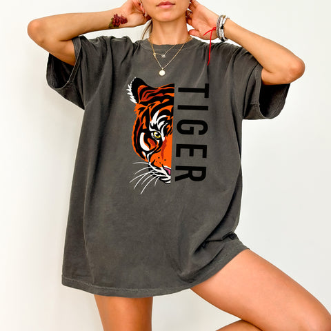 Bold Tiger Face DTF Transfer for Wildlife Lovers, Ready to Press Jungle Theme Shirt, Iron-On Big Cat Apparel